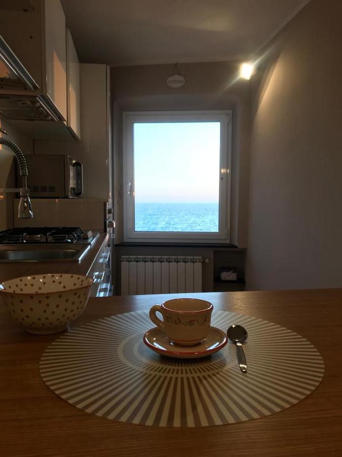 Casa Tabata Fronte Mare Apartment Genoa Bagian luar foto
